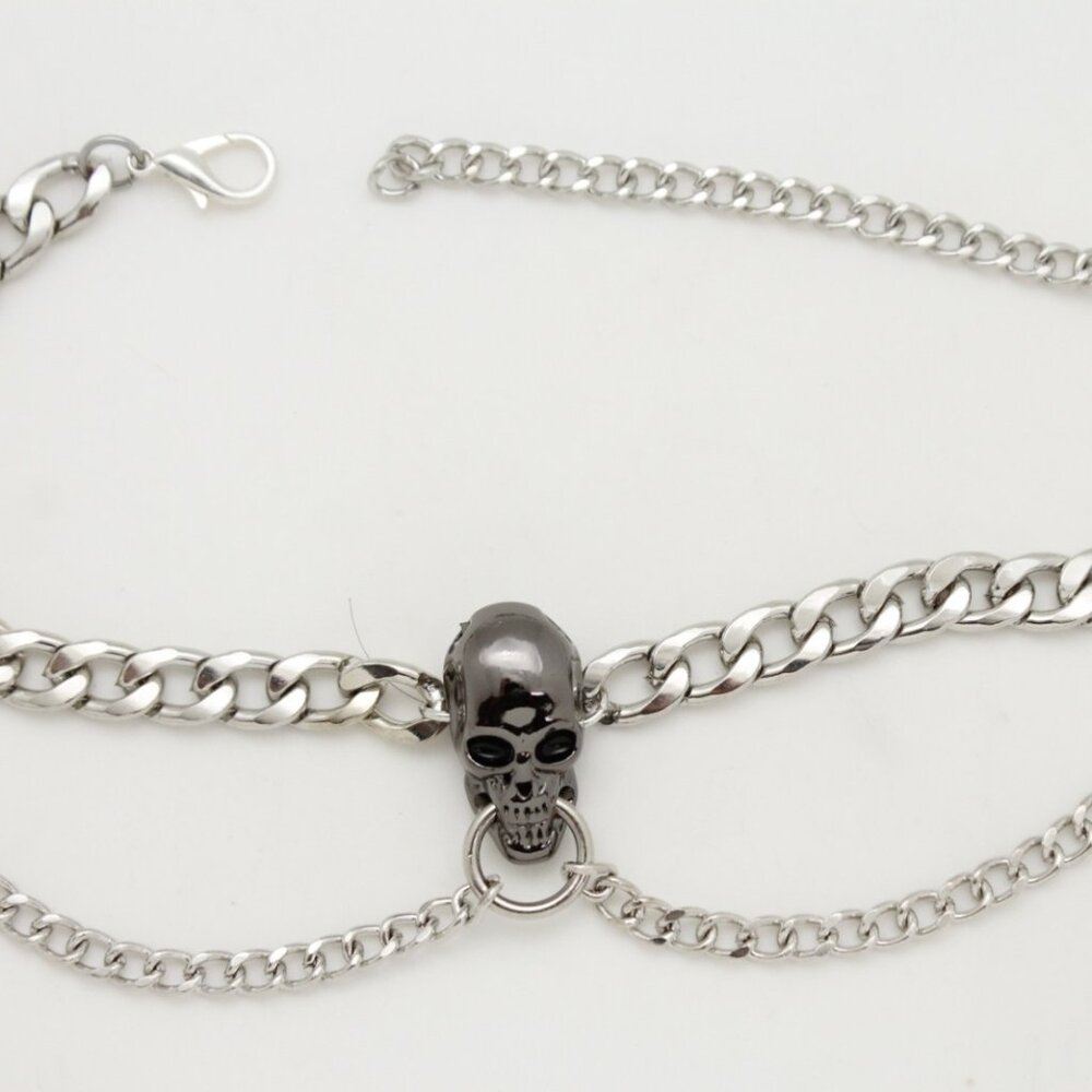 Women 2 Boots Bracelet Silver Metal Chains Skeleton Skull Anklet Shoe Charm PAIR - Picture 4 of 17